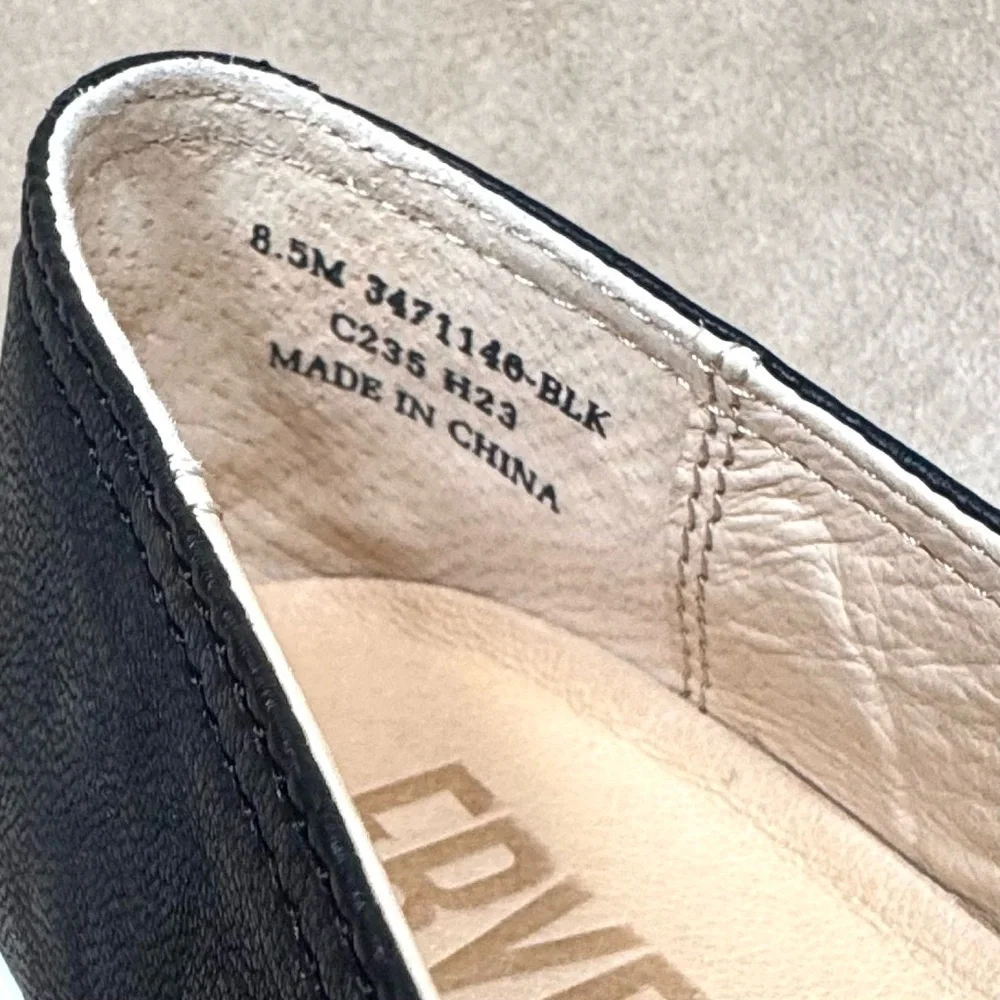 New Frye Melanie Soft Leather Slip On Flats Sneakers Black Leather 8.5 Box - Picture 9 of 13